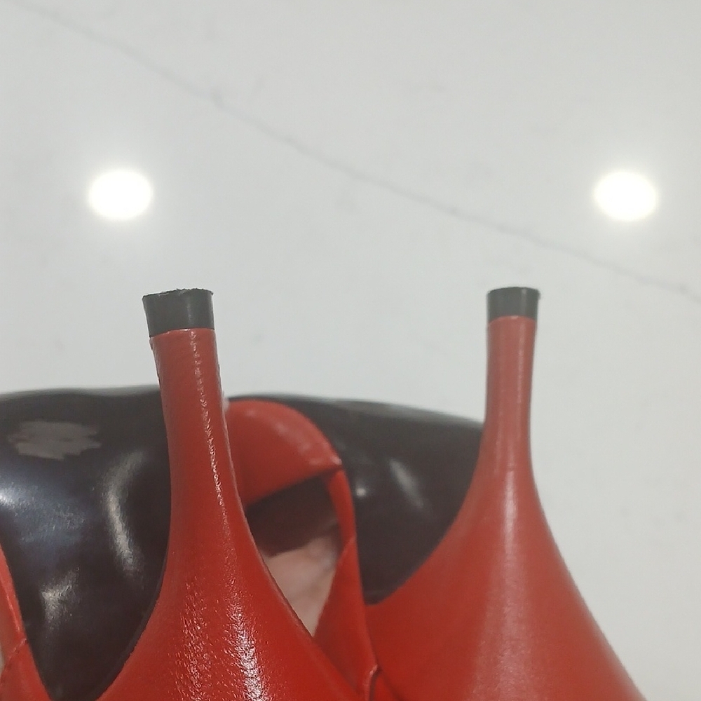 Steve Madden Red Ankle Strap Heels Sz8M Leather Upper Gentle Used - Picture 11 of 12